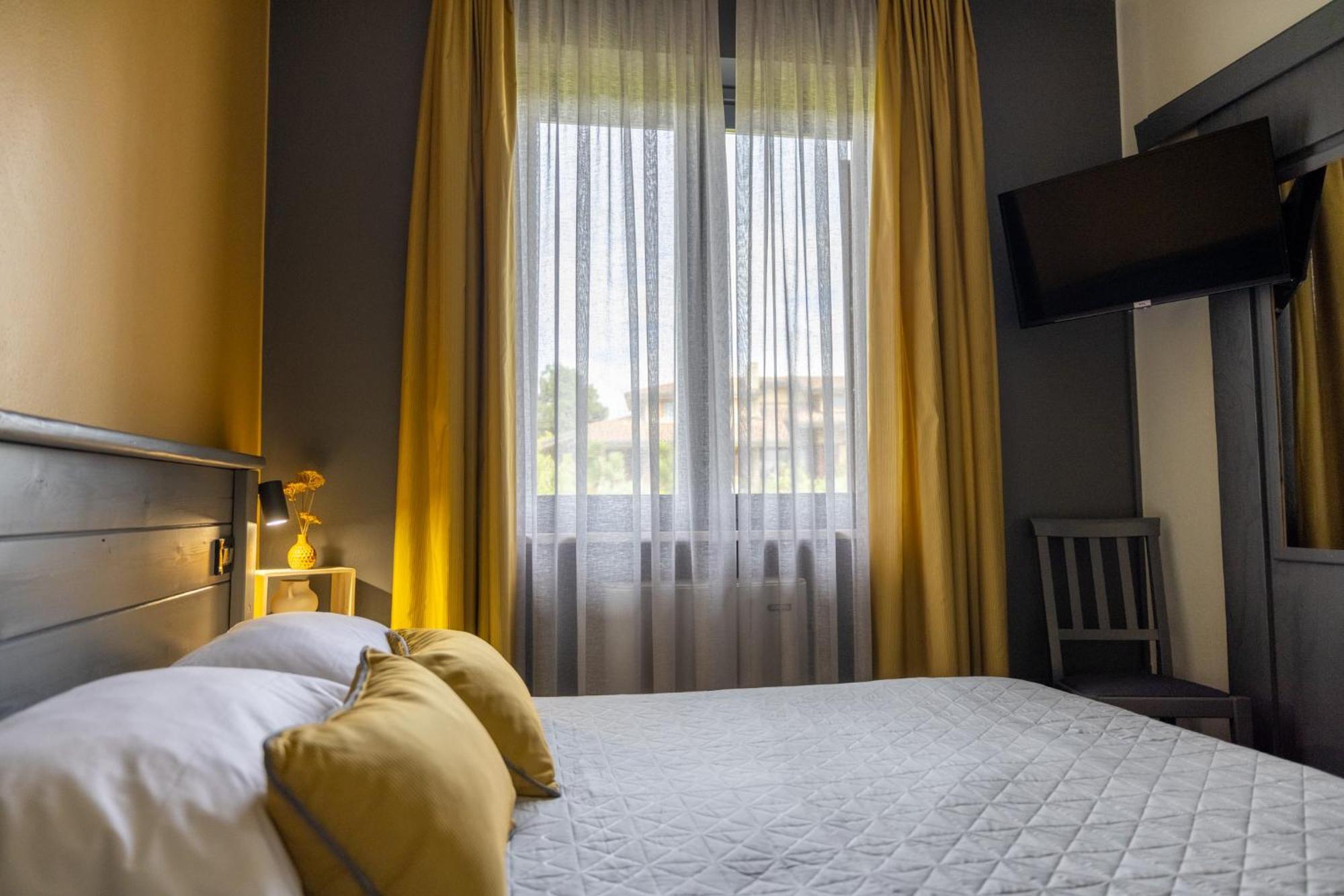 Hotel Florence Manerba del Garda Εξωτερικό φωτογραφία