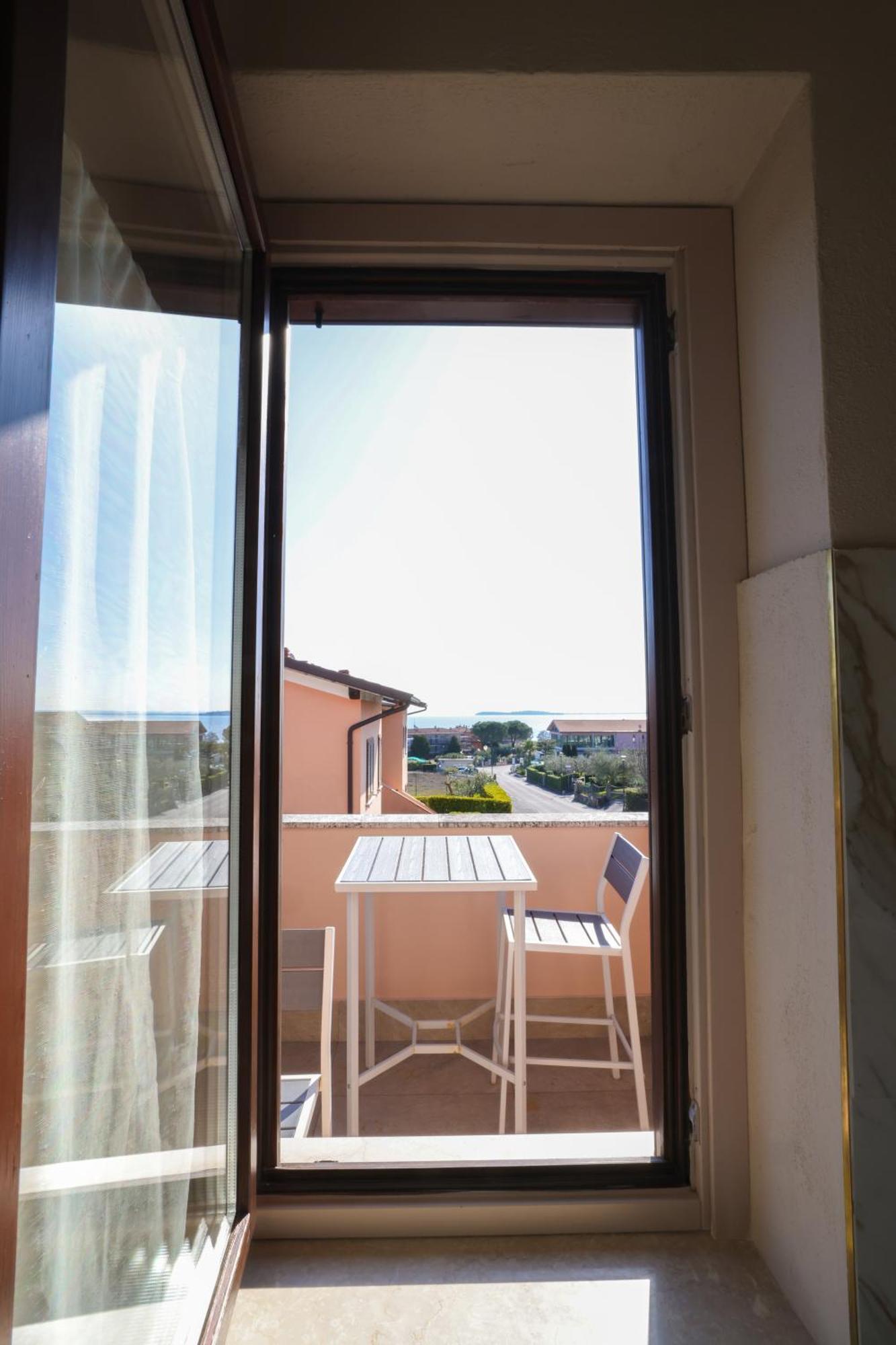Hotel Florence Manerba del Garda Δωμάτιο φωτογραφία