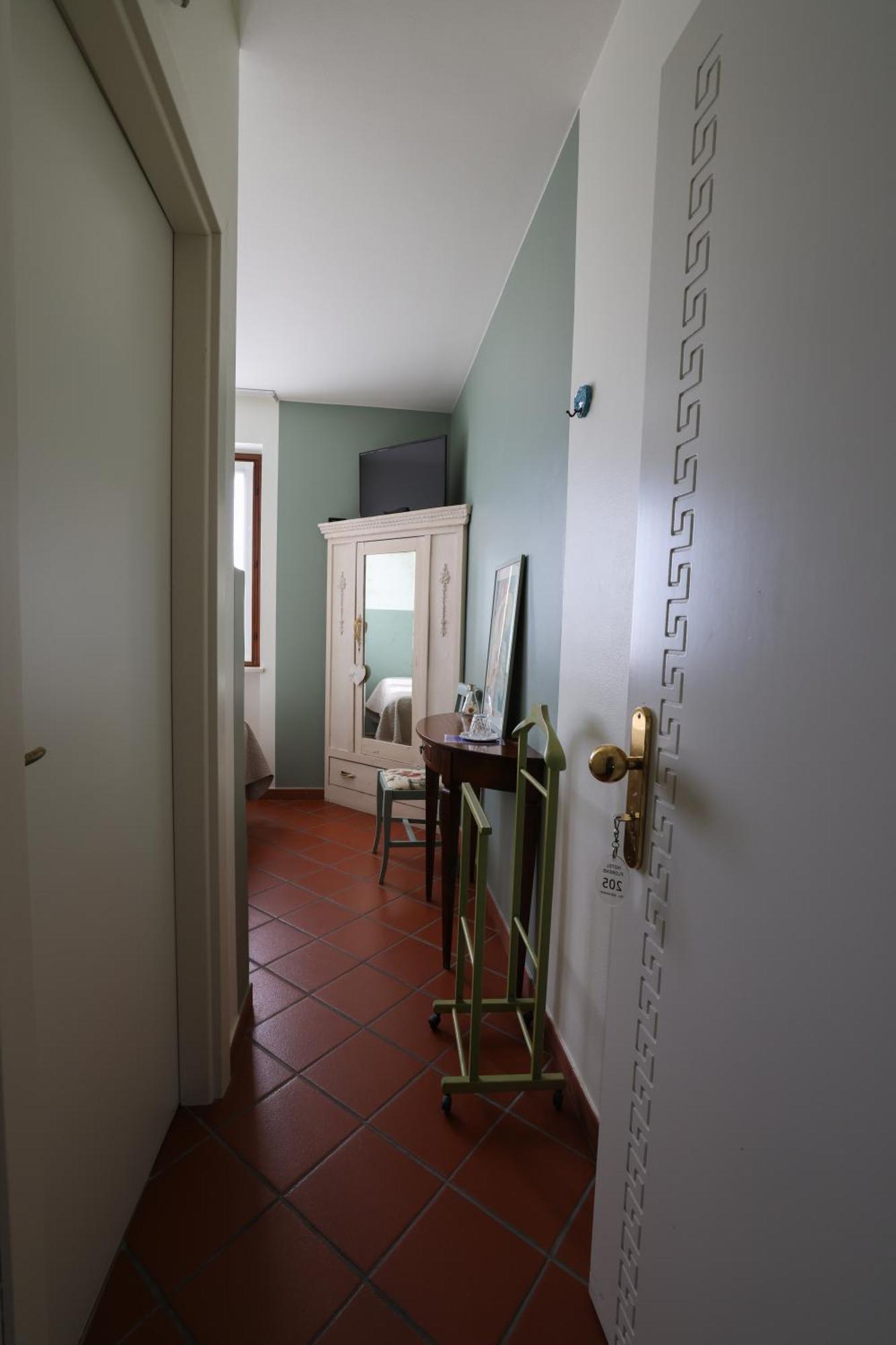 Hotel Florence Manerba del Garda Δωμάτιο φωτογραφία