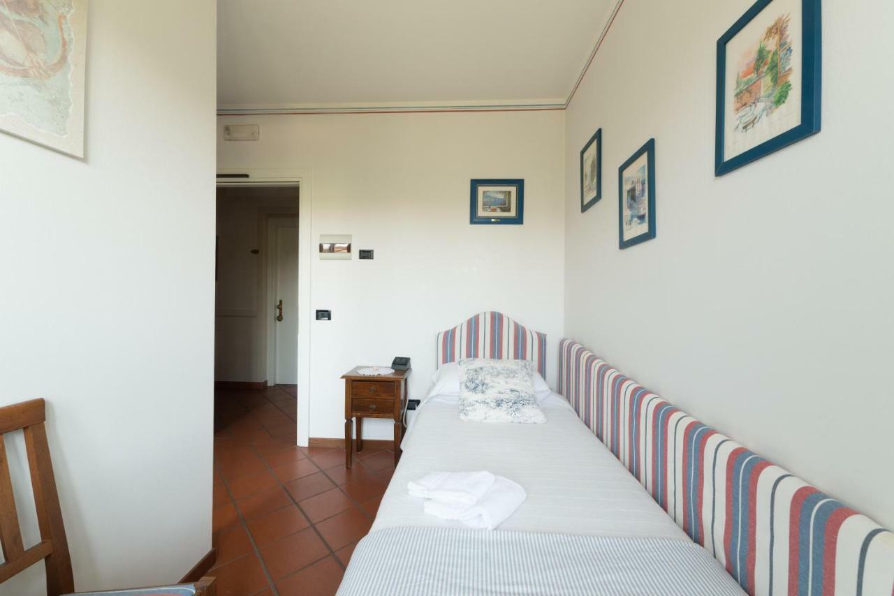 Hotel Florence Manerba del Garda Εξωτερικό φωτογραφία