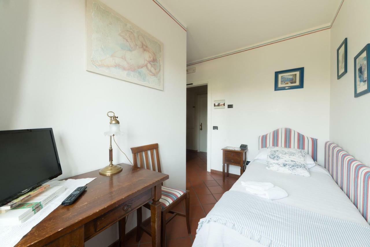 Hotel Florence Manerba del Garda Εξωτερικό φωτογραφία